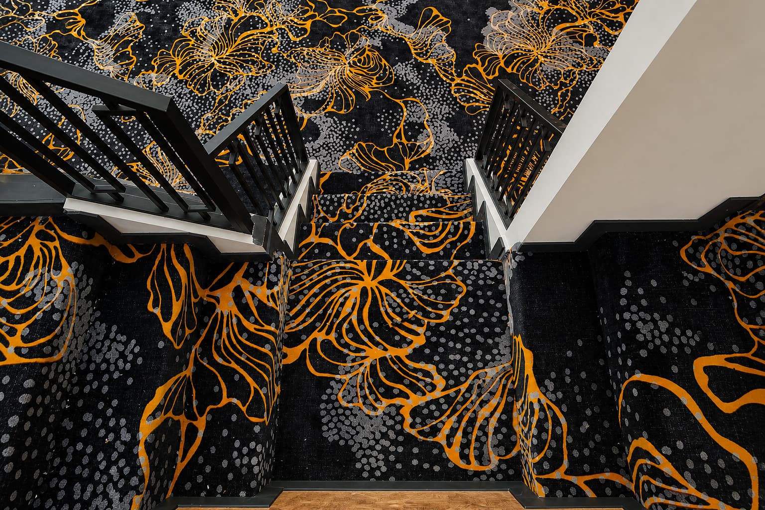 Pik Wah Restaurant: Carpet Installation Works, photograph 6